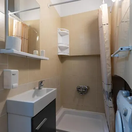 Top Central Apartments Appartamento Pola