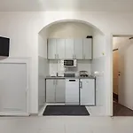 Top Central Apartments
