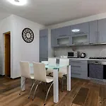 Top Central Apartments *